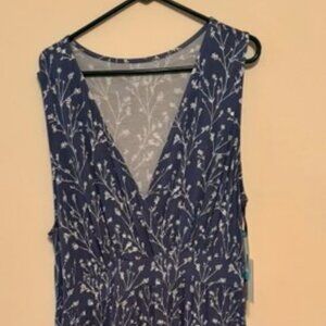 Blue and White Floral V neck sleevess dress NWT